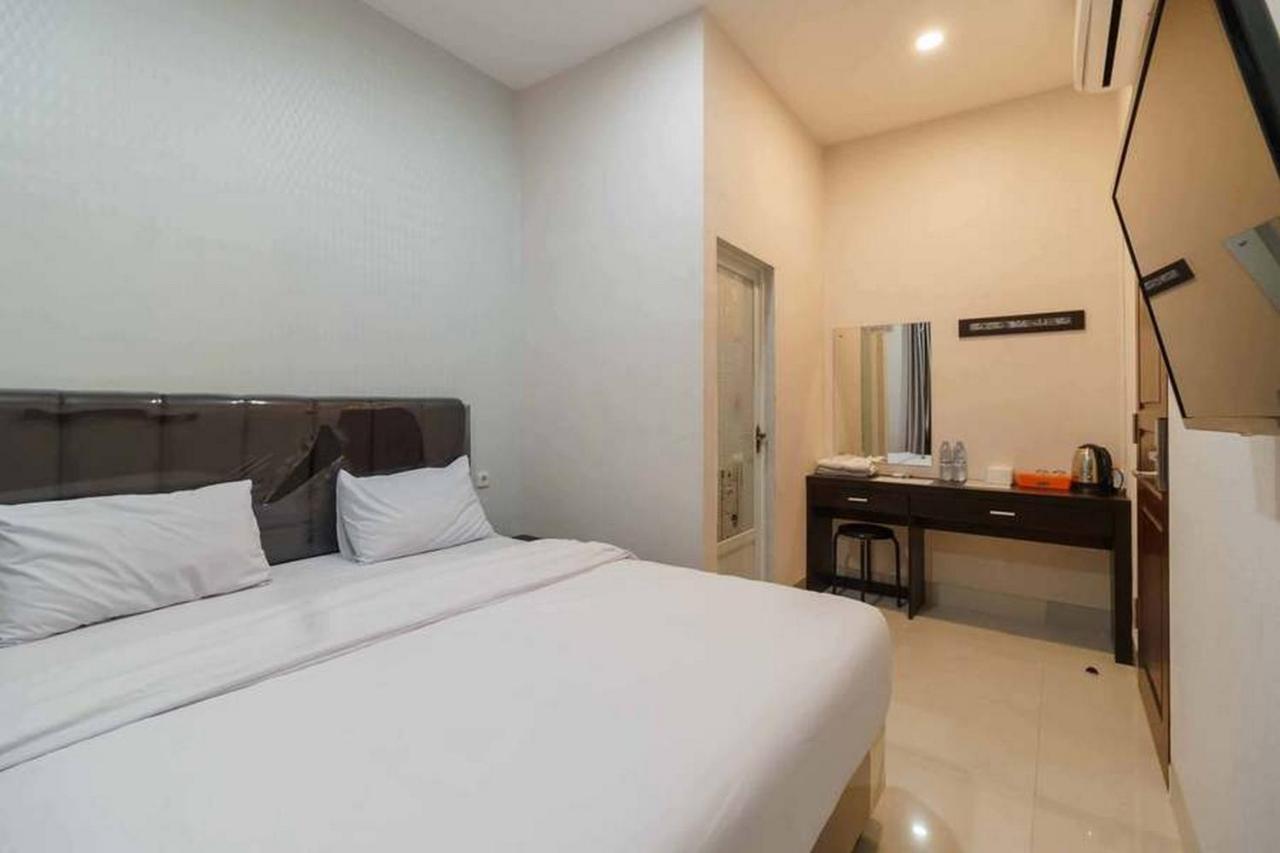 Reddoorz At Seindo Hotel Medan Sunggal Esterno foto
