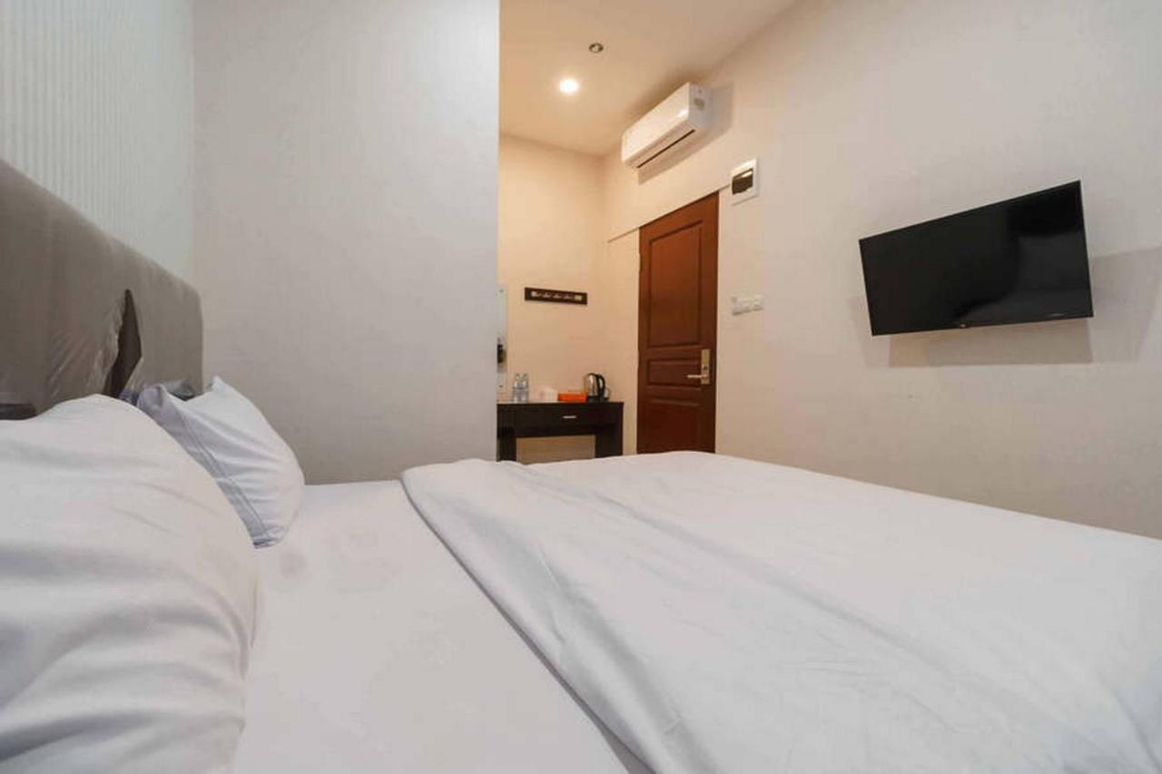 Reddoorz At Seindo Hotel Medan Sunggal Esterno foto