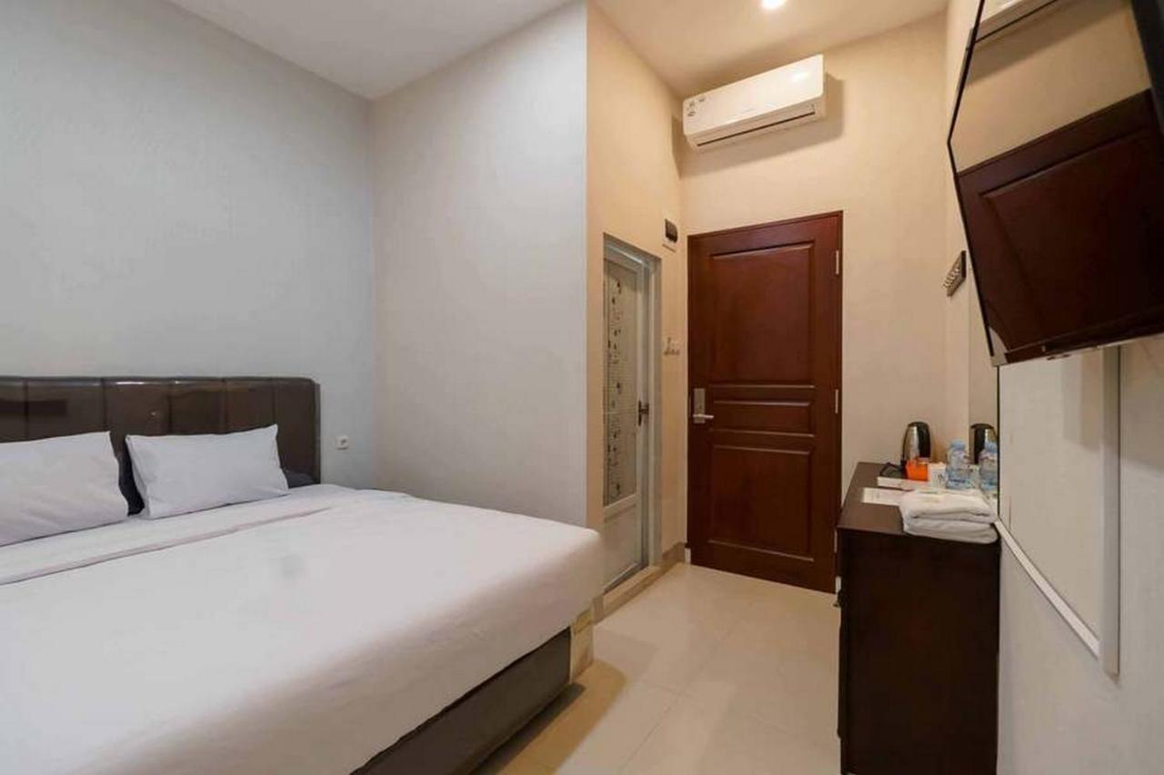 Reddoorz At Seindo Hotel Medan Sunggal Esterno foto